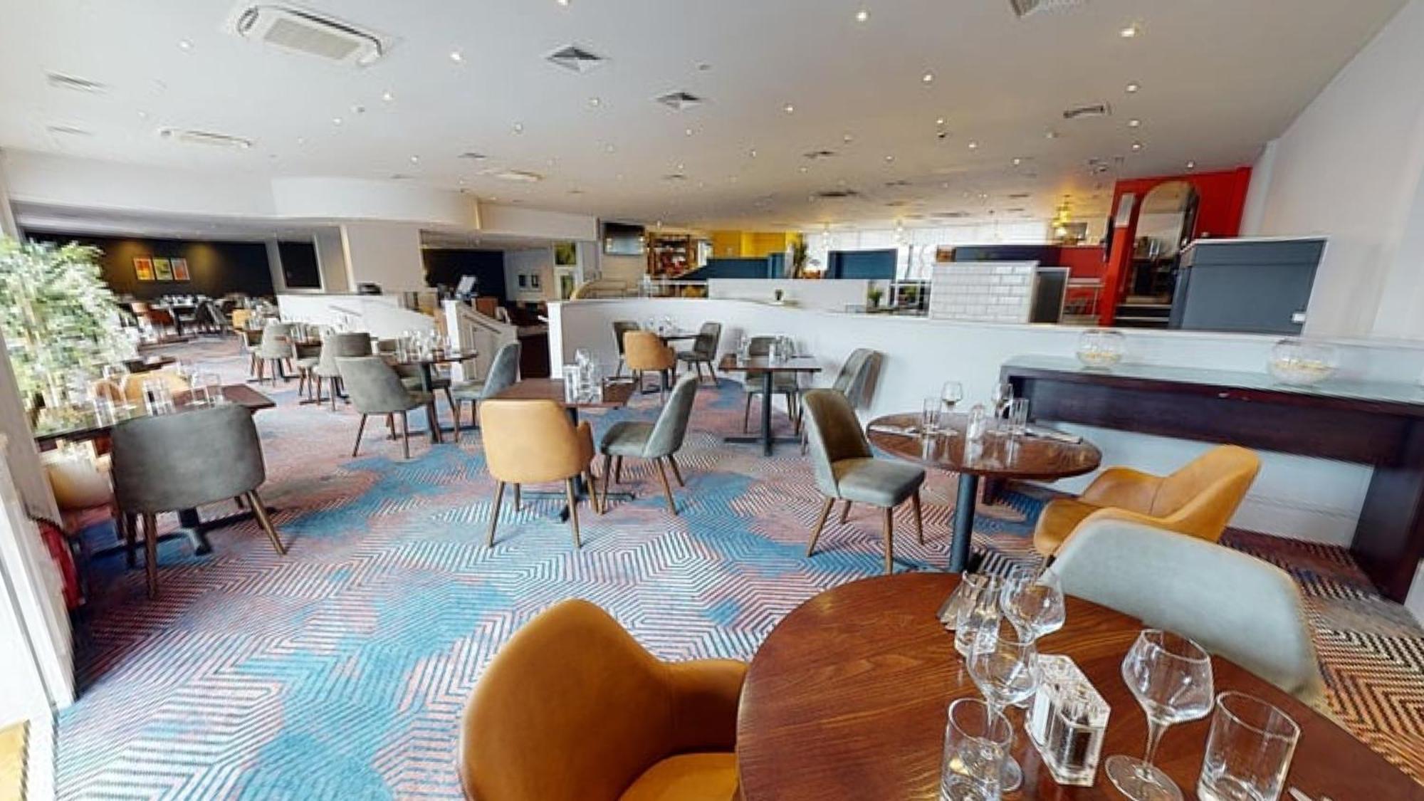 Holiday Inn Cardiff City By Ihg Dış mekan fotoğraf