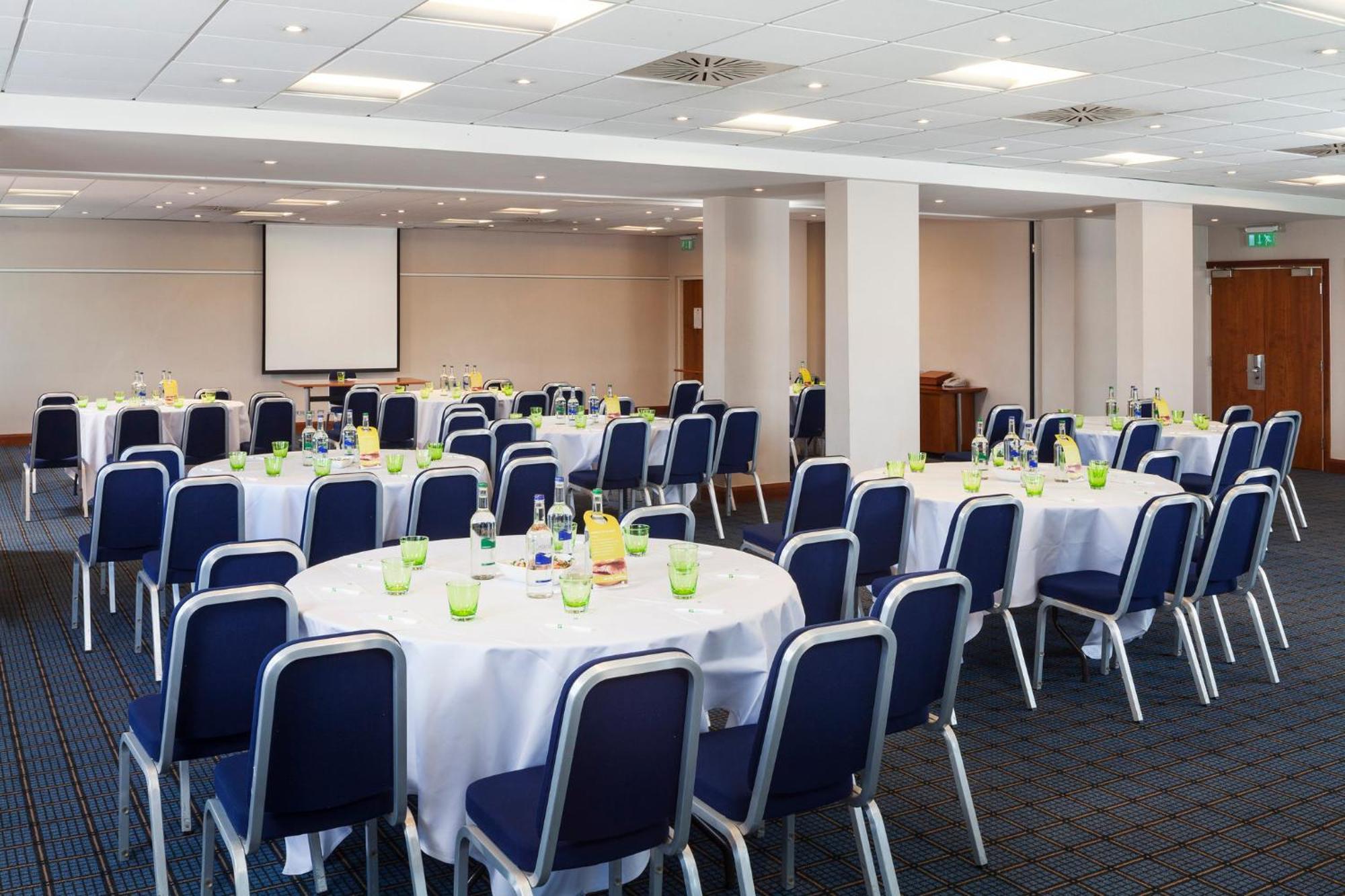 Holiday Inn Cardiff City By Ihg Dış mekan fotoğraf