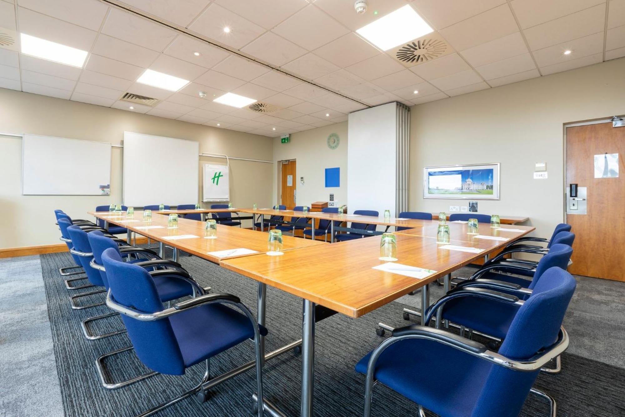 Holiday Inn Cardiff City By Ihg Dış mekan fotoğraf